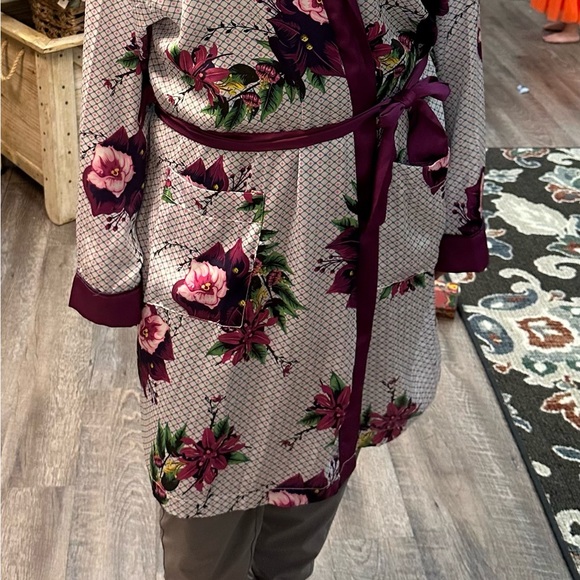 Satin Bath Robe - Picture 12 of 14